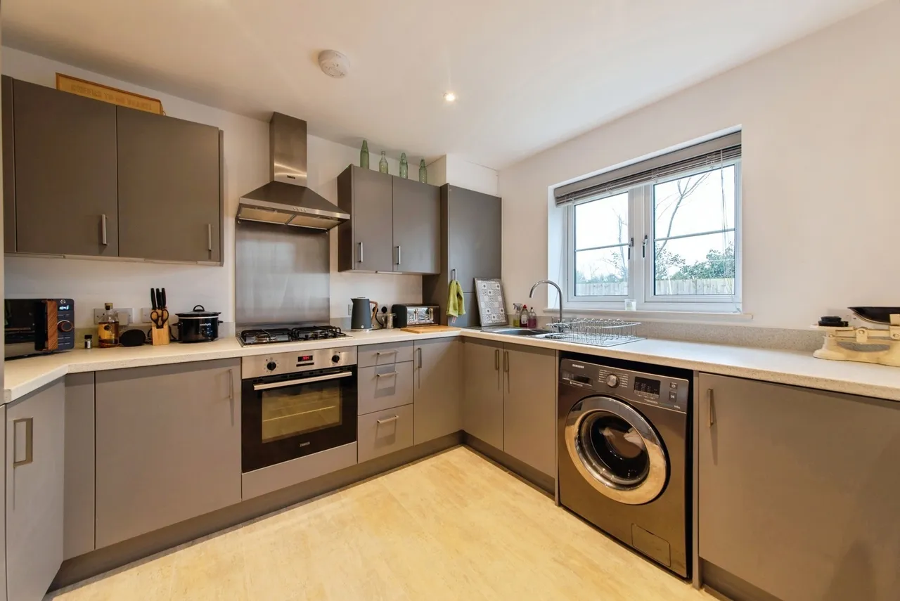 Queensway, LINCOLN, Lincolnshire, LN1, photo 3