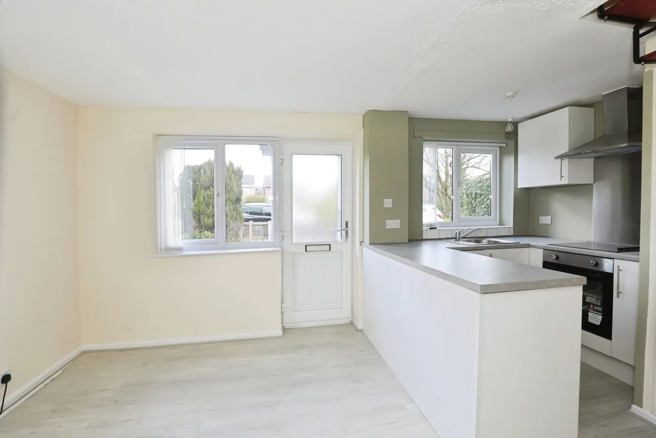Stuart Close, Winsford, Cheshire, CW7, photo 6