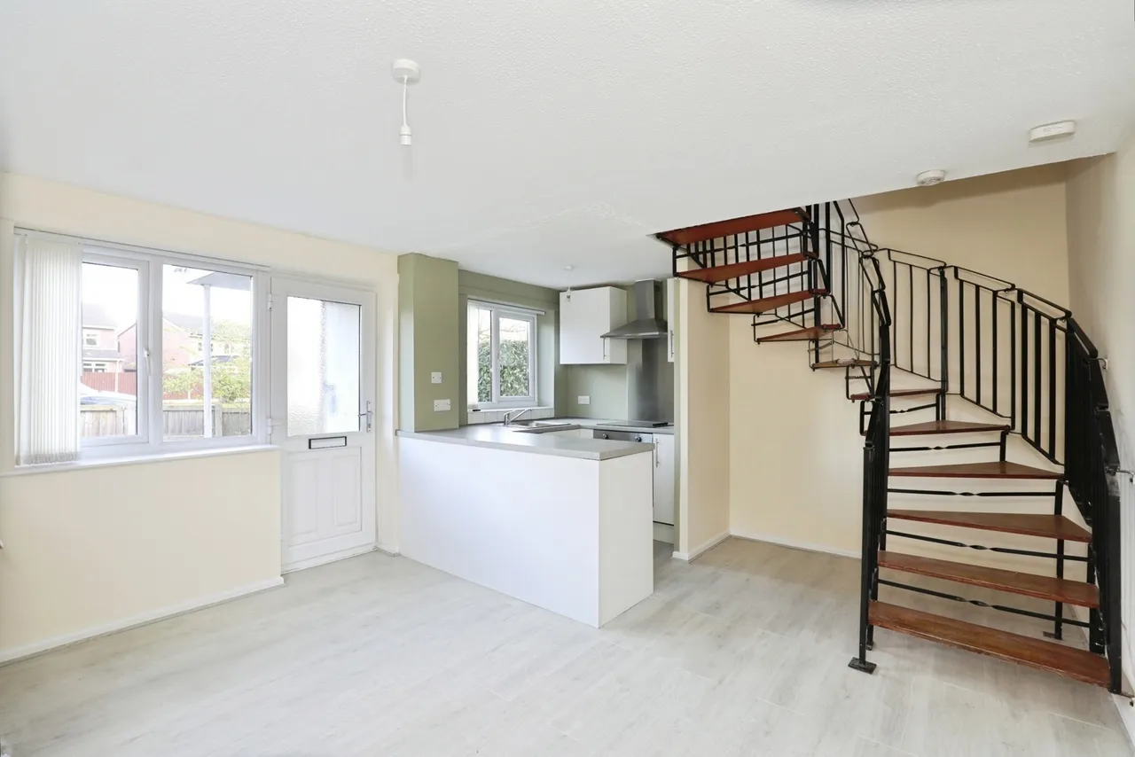 Stuart Close, Winsford, Cheshire, CW7, photo 8