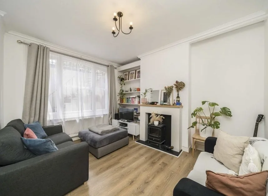 Barons Court Road, Barons Court, W14, photo 2