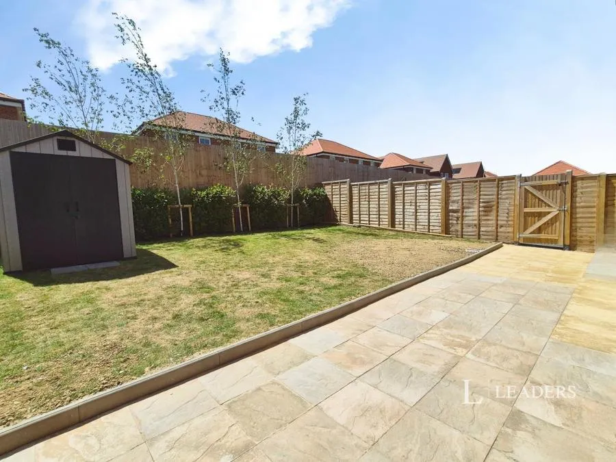 Dennis Way, Eastbourne, BN22, photo 3