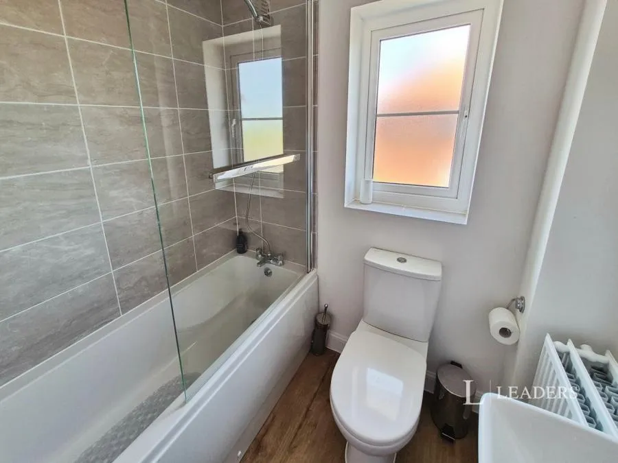 Dennis Way, Eastbourne, BN22, photo 6