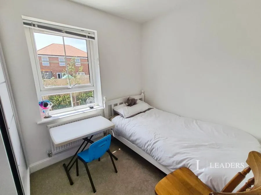 Dennis Way, Eastbourne, BN22, photo 13