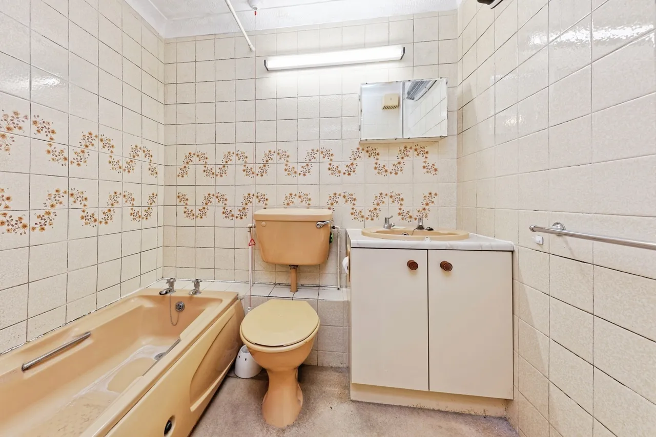 Knotts Lane, Canterbury, Kent, CT1, photo 27