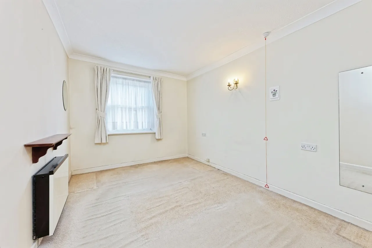 Knotts Lane, Canterbury, Kent, CT1, photo 21