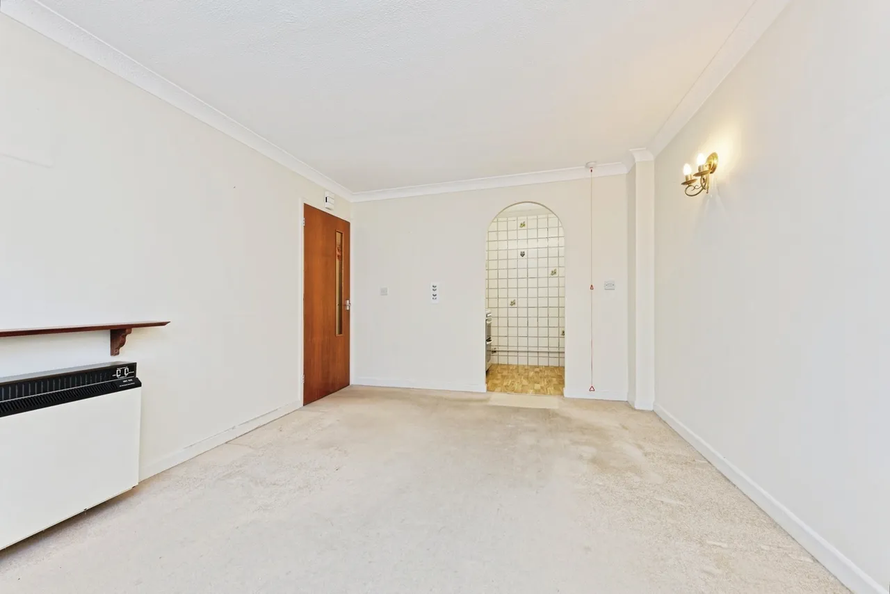 Knotts Lane, Canterbury, Kent, CT1, photo 18