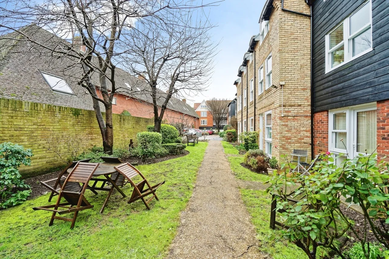 Knotts Lane, Canterbury, Kent, CT1, photo 8