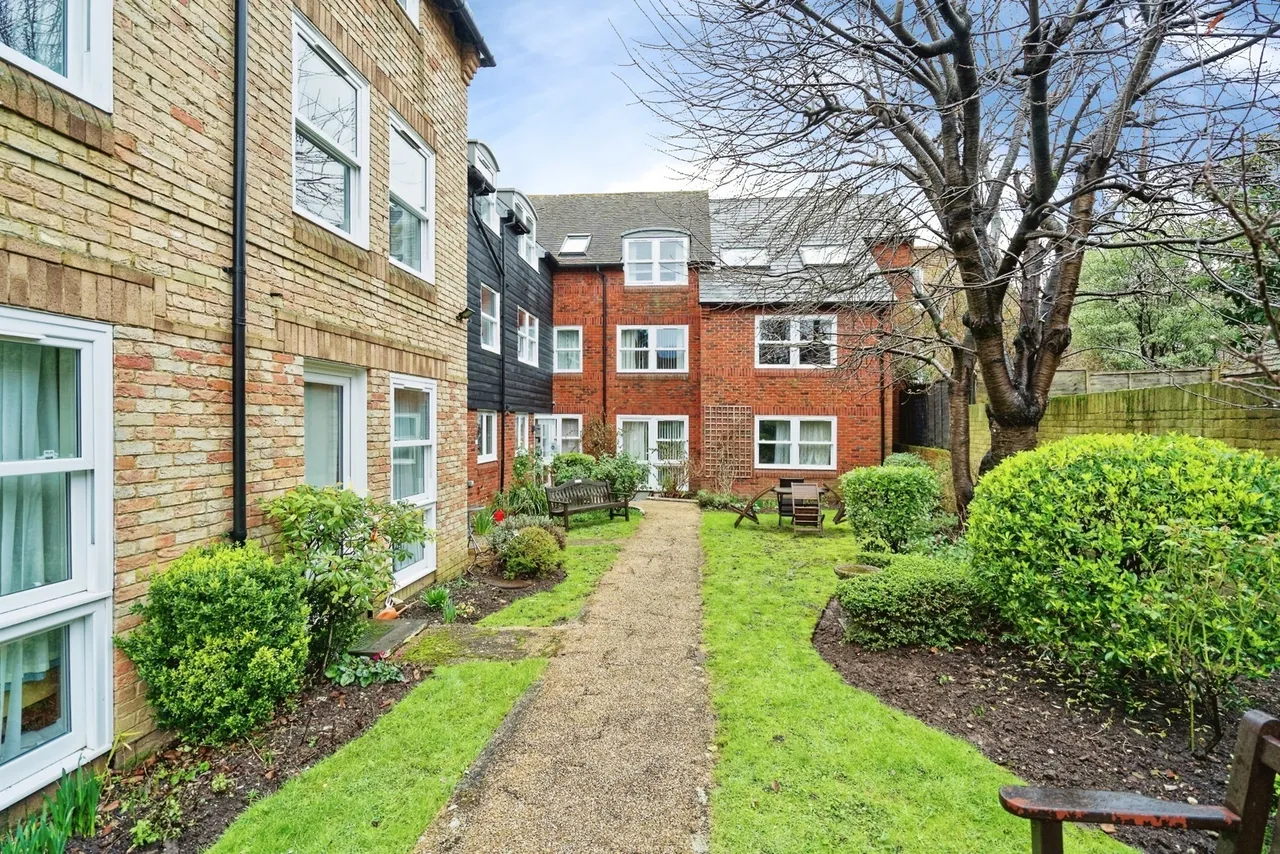 Knotts Lane, Canterbury, Kent, CT1, photo 9