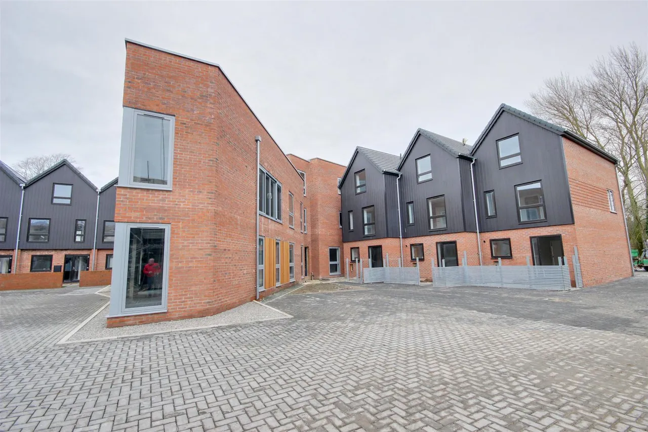 St. Nicholas Road, Beverley, photo 2