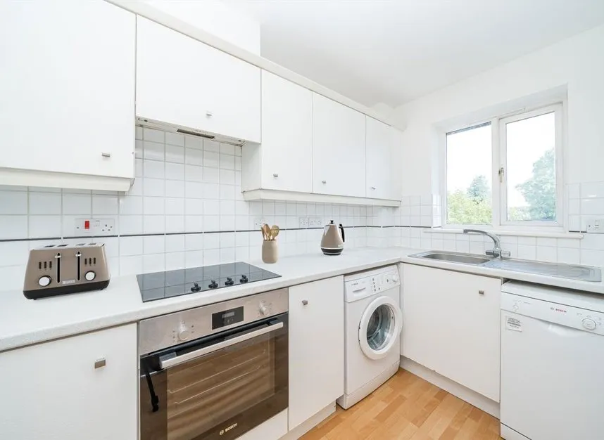 Marksbury Avenue, Kew, TW9, photo 3