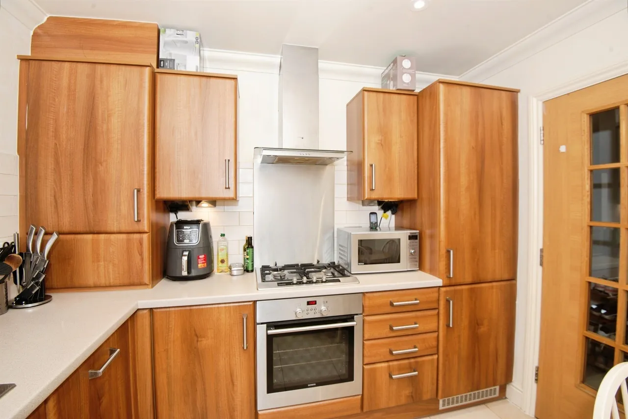 Templeside Gardens, High Wycombe, HP12, photo 5