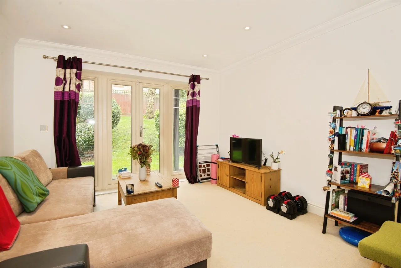 Templeside Gardens, High Wycombe, HP12, photo 6