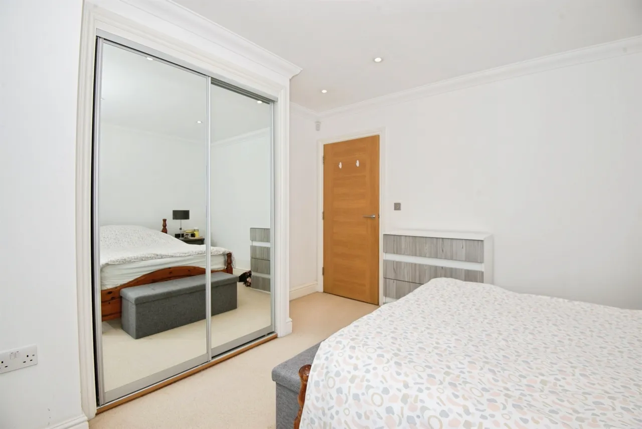 Templeside Gardens, High Wycombe, HP12, photo 11