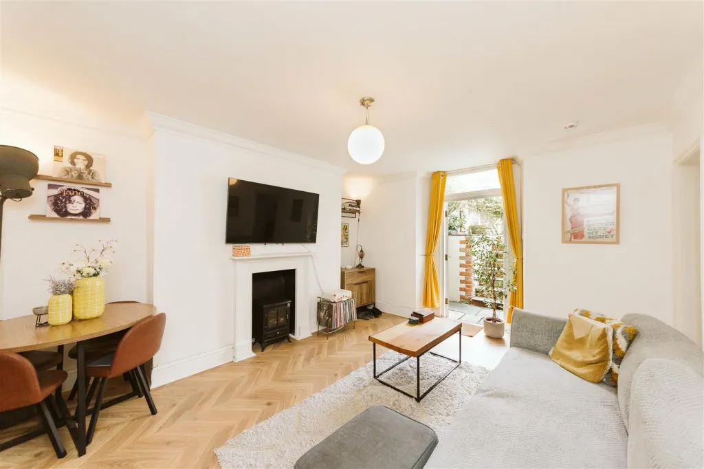 Garden Flat, 56, Alma Vale Road, Clifton, Bristol, BS8 2HS, photo 2