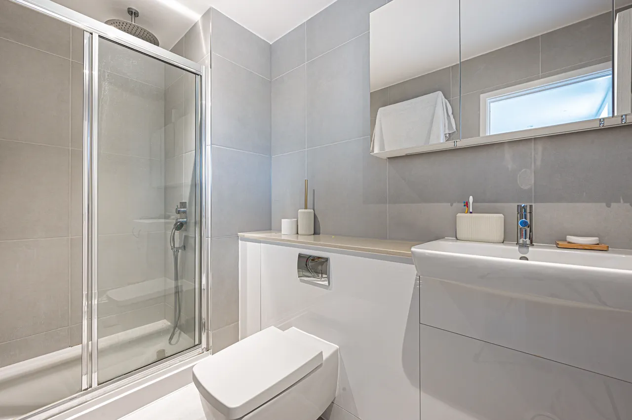 Flat 65, Burnell Building, 1 Wilkinson Close, London, photo 8