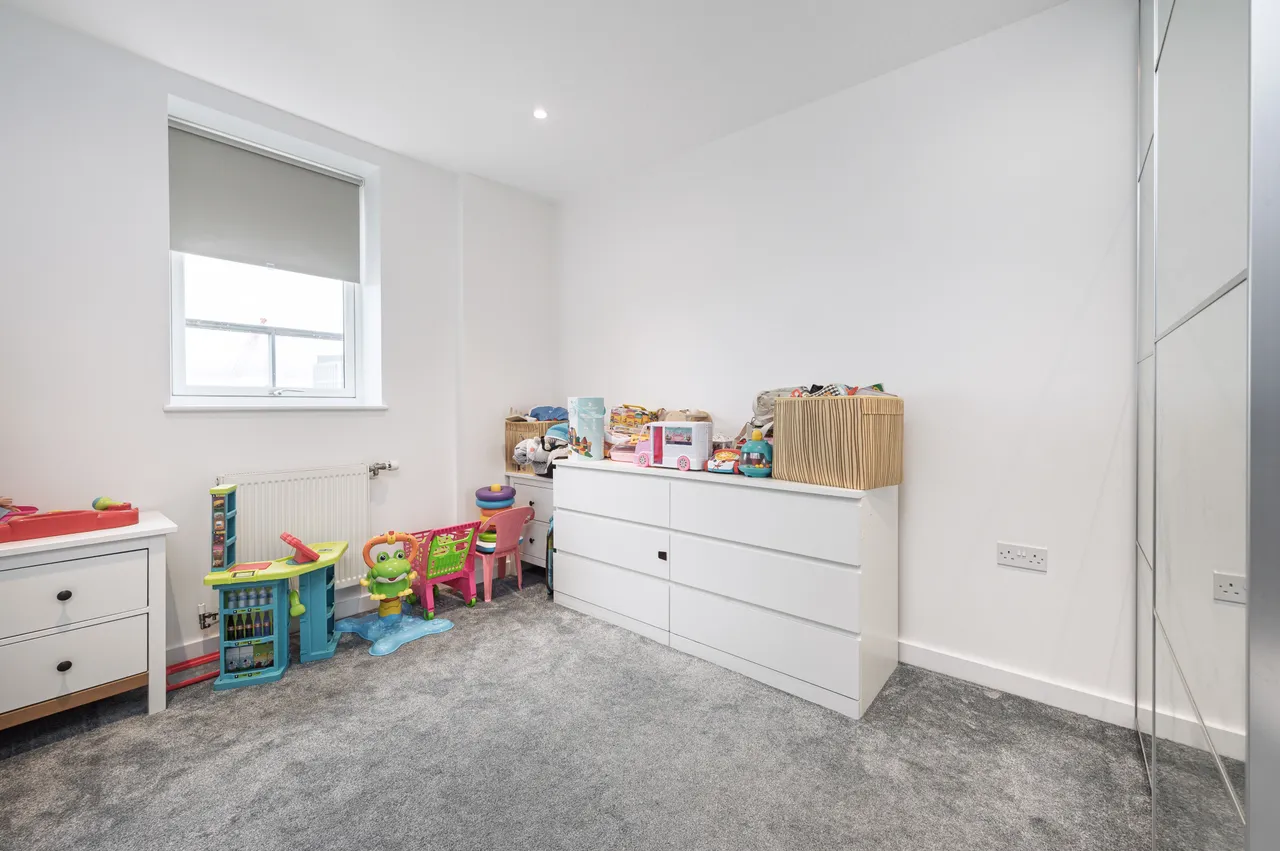 Flat 65, Burnell Building, 1 Wilkinson Close, London, photo 6