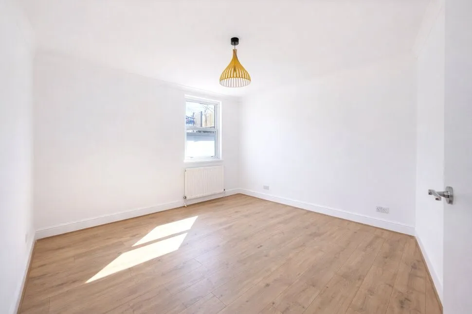 Lee High Road, London, SE13, photo 5