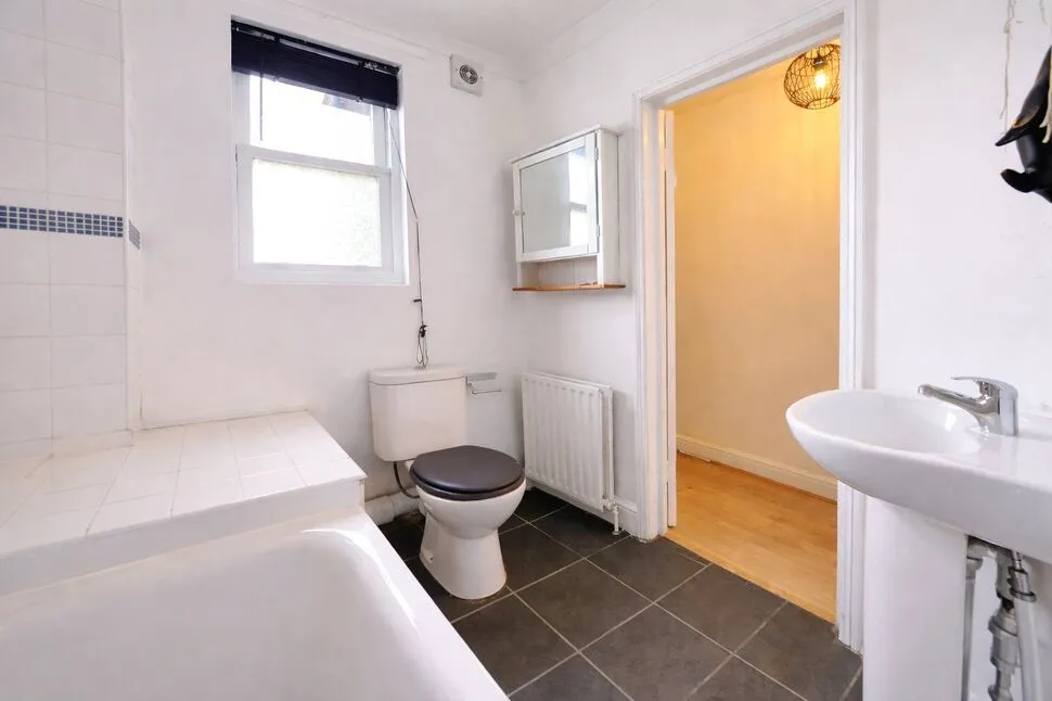 Lee High Road, London, SE13, photo 10