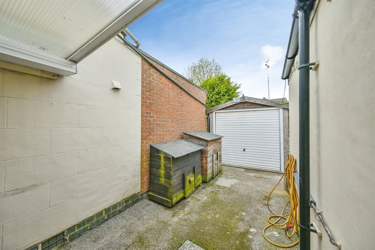 Littleover Crescent, Littleover, DE23, photo 17