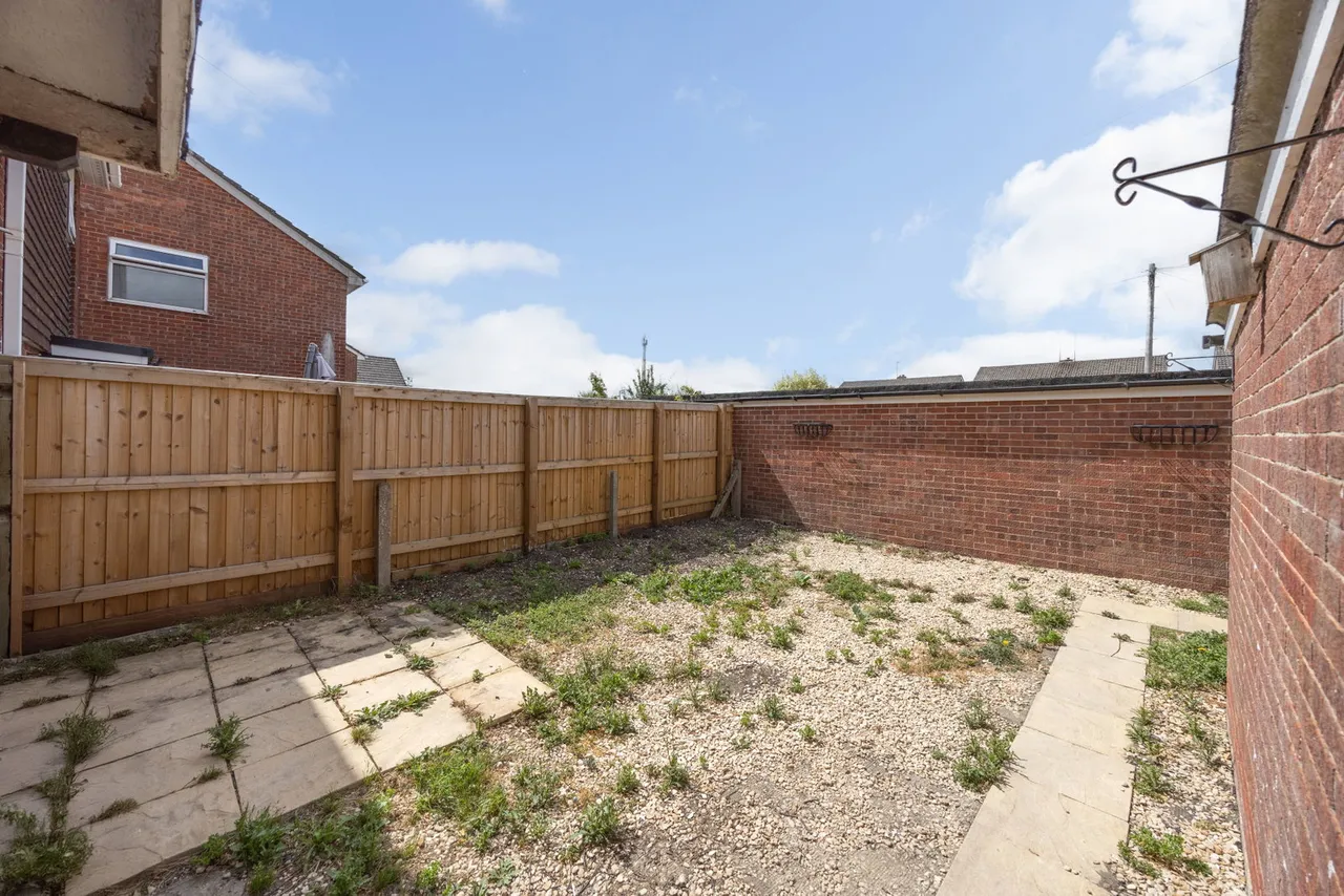 Drakes Avenue, Devizes, SN10, photo 33