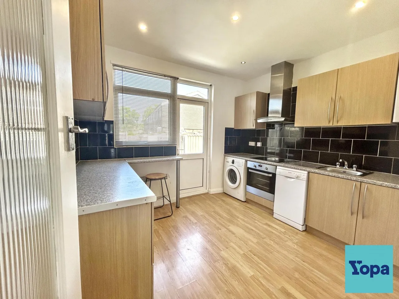 Alton Gardens, Southend-on-sea, SS2, photo 10