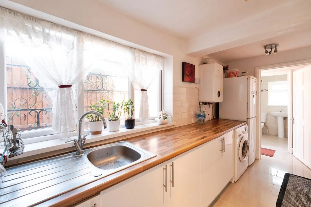 Farmer Road, Leyton, E10, photo 17