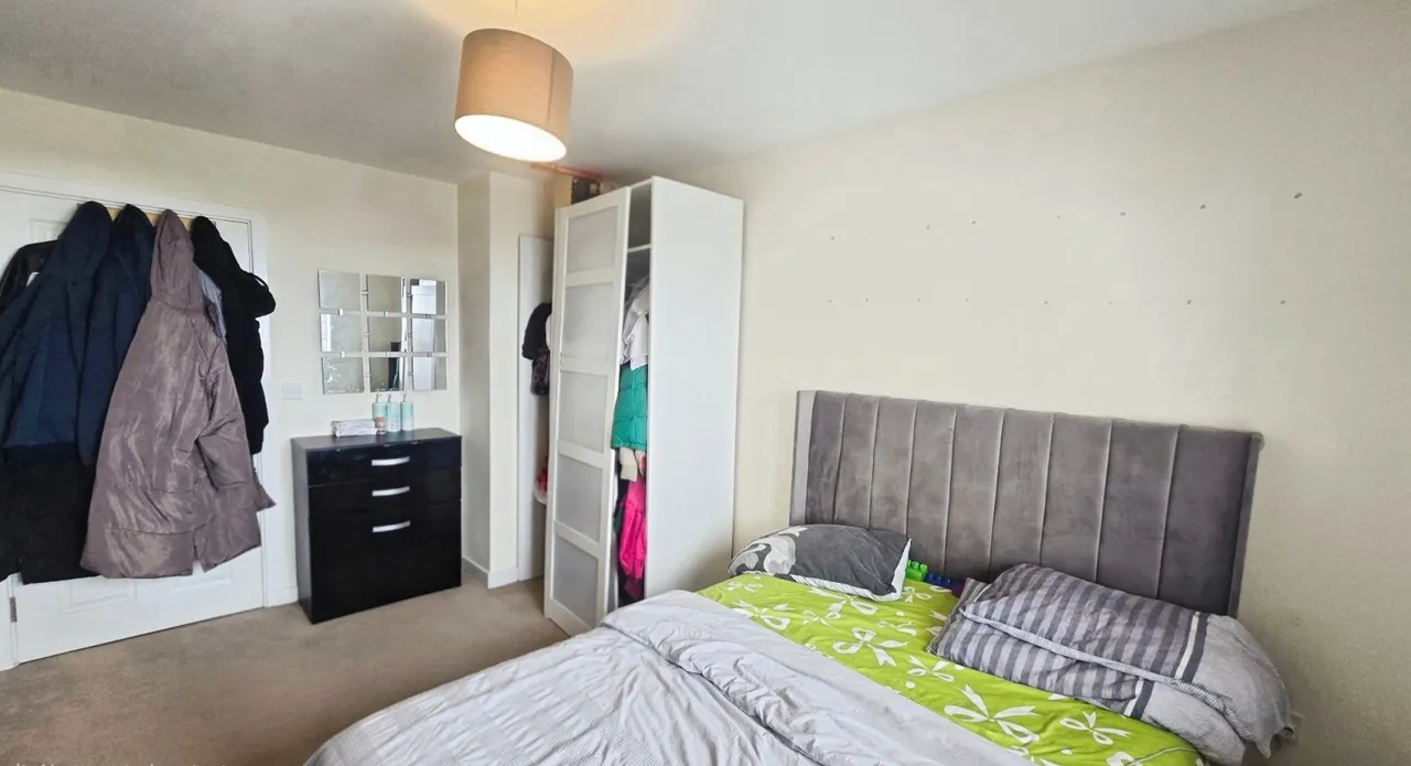 Centrifuge Way, Farnborough, GU14, photo 7