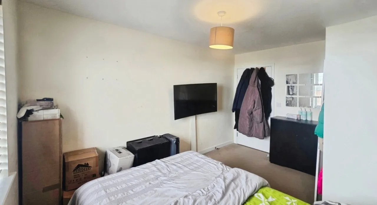 Centrifuge Way, Farnborough, GU14, photo 8