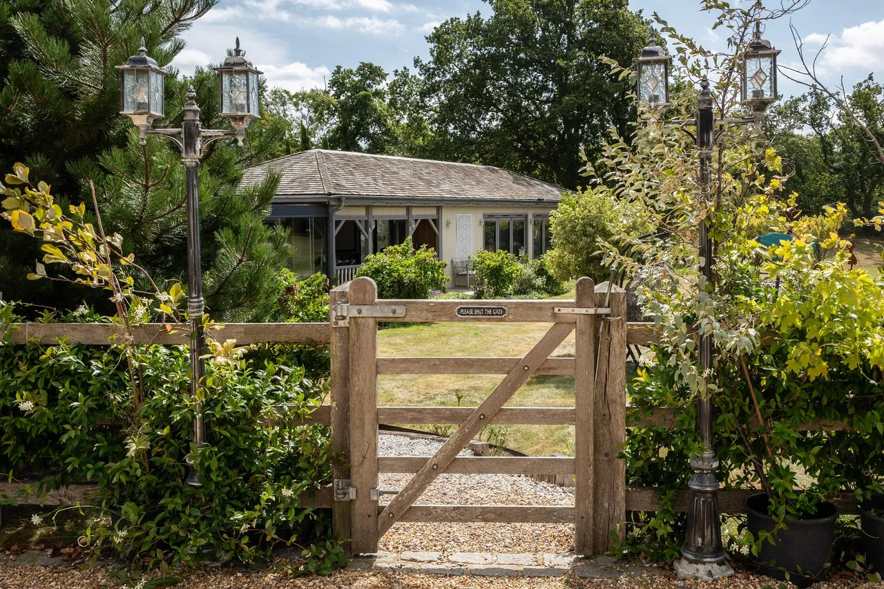 Denmead, Hampshire, photo 50