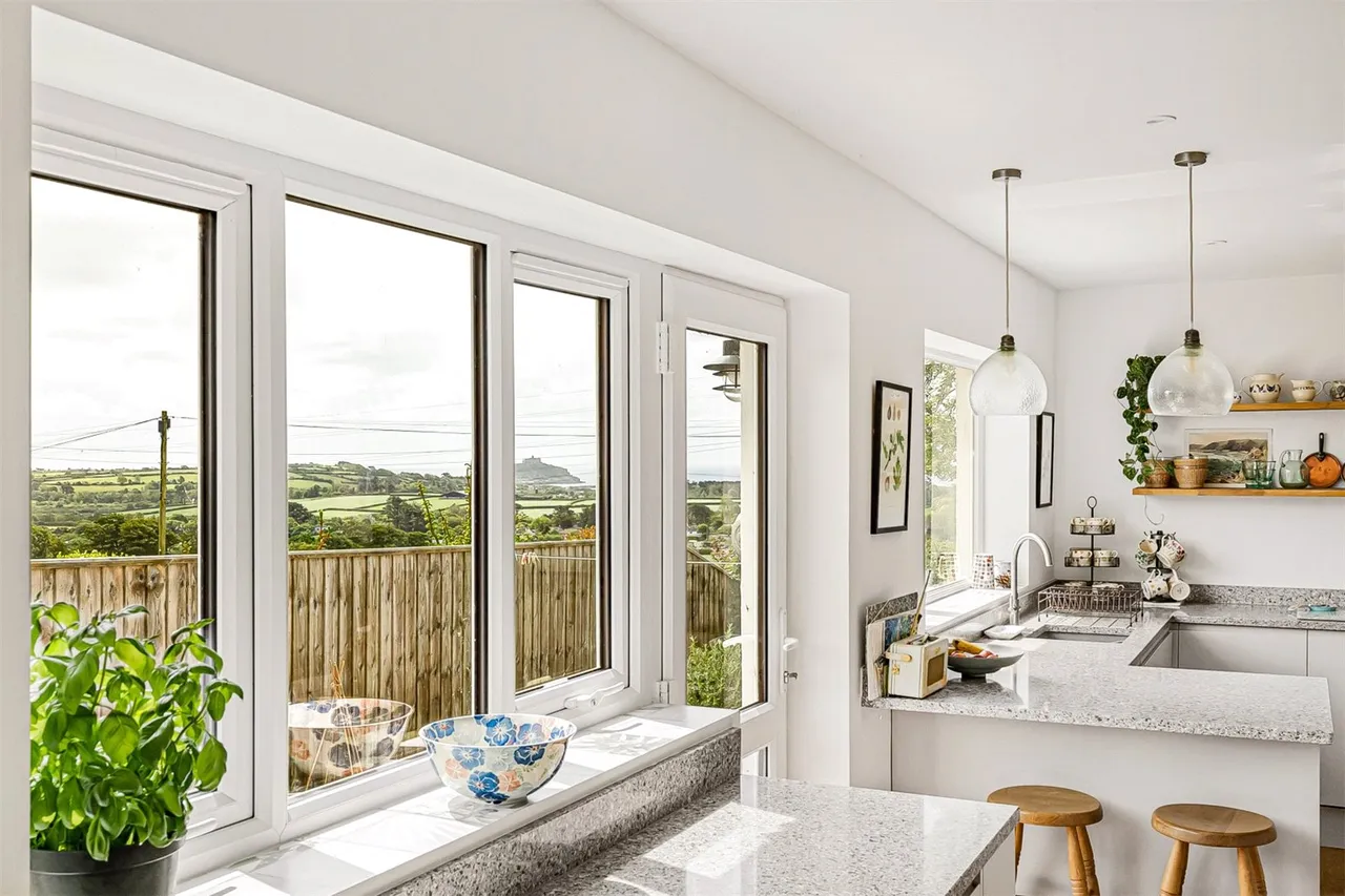 Tregender, Crowlas, Penzance, Cornwall, TR20 8DQ, photo 13