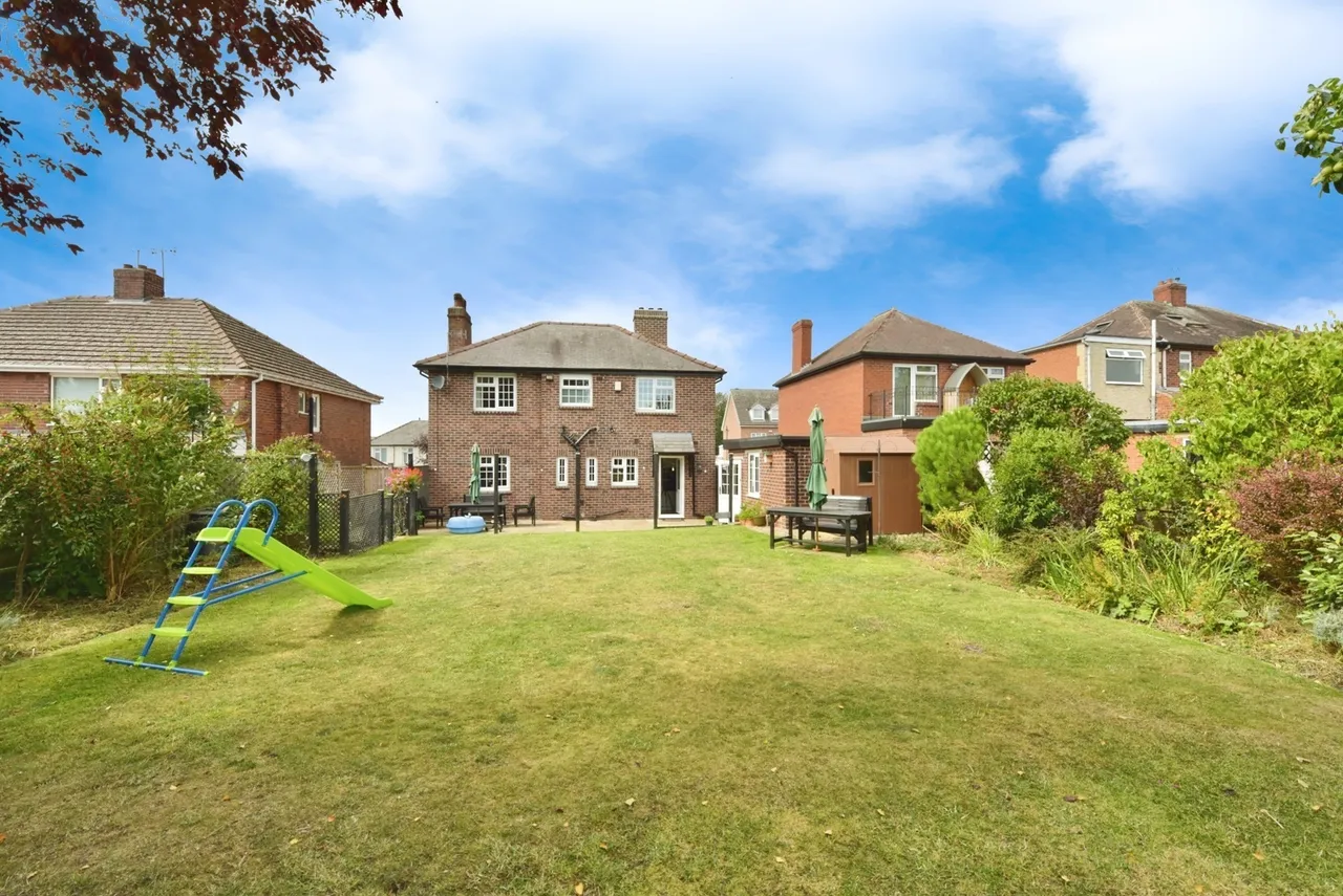 Fox Hill Road, SHEFFIELD, South Yorkshire, S6, photo 15