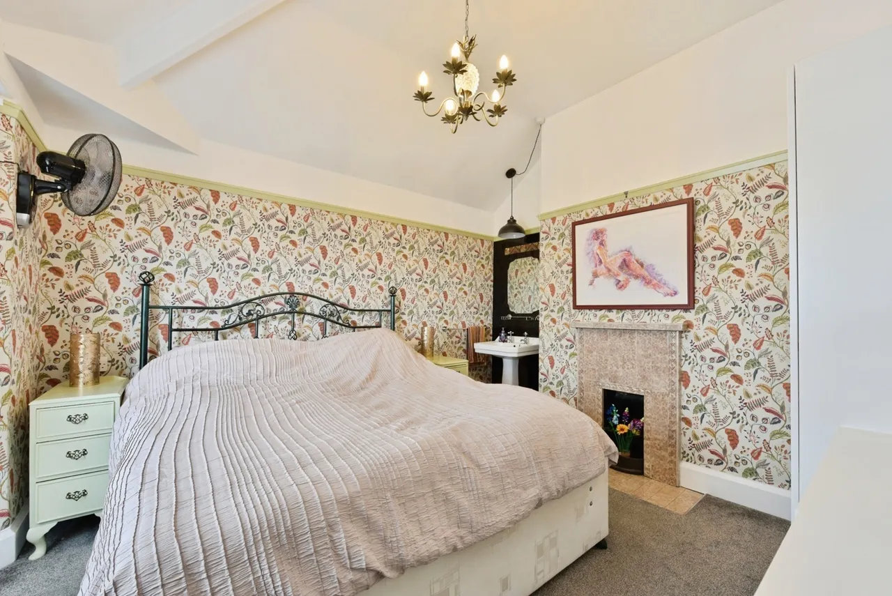 Fox Hill Road, SHEFFIELD, South Yorkshire, S6, photo 14