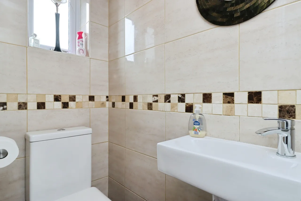 Marsh Meadow Close, Telford, TF1, photo 13