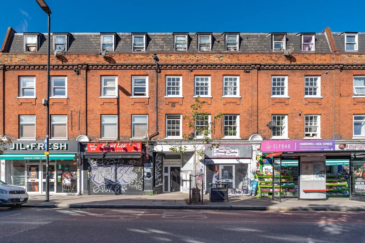2 bed flat for sale, London, SE5