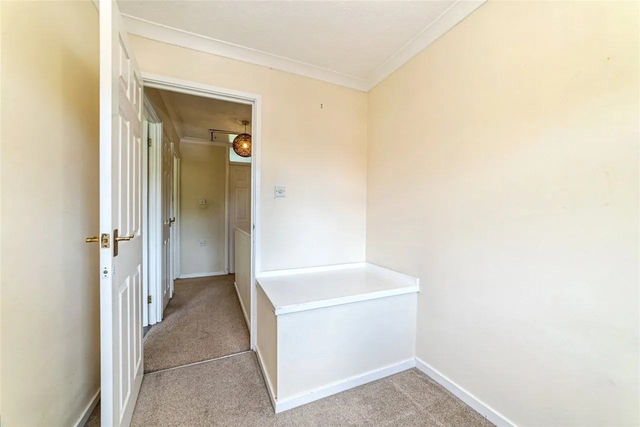 Strawberry Fields, Bramley, RG26, photo 6