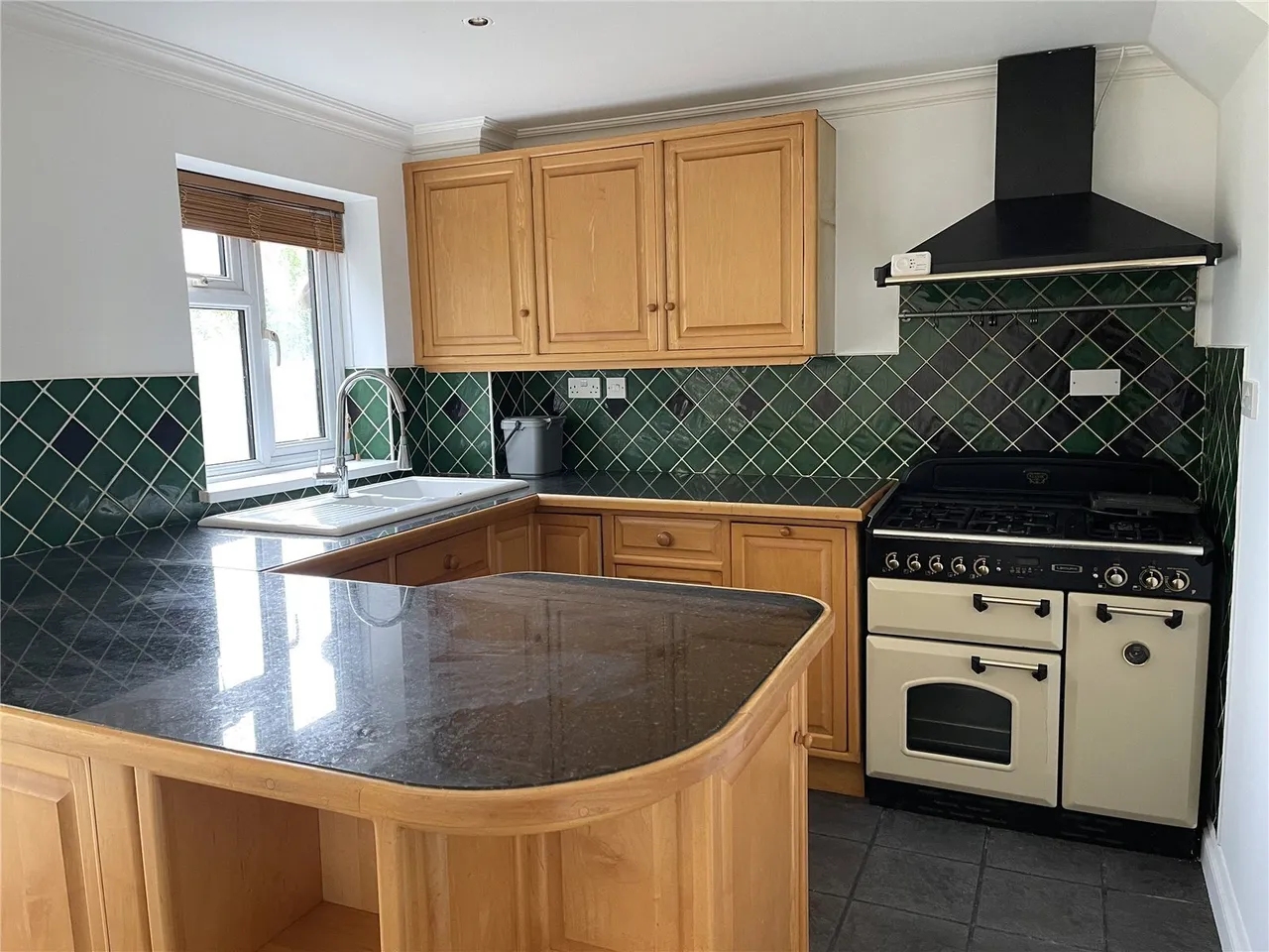 Strawberry Fields, Bramley, RG26, photo 2