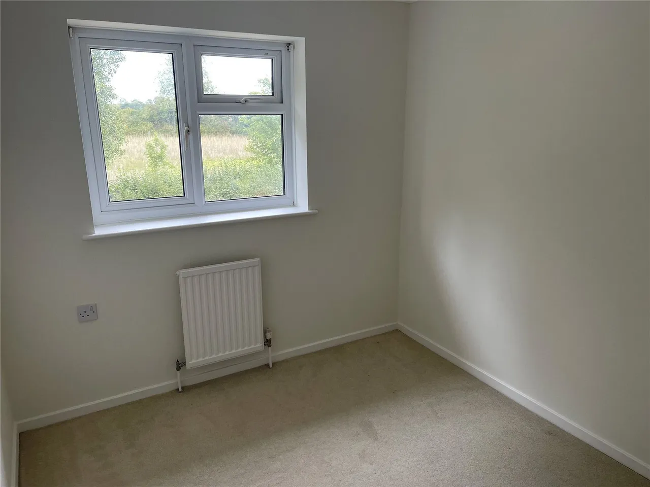 Strawberry Fields, Bramley, RG26, photo 15