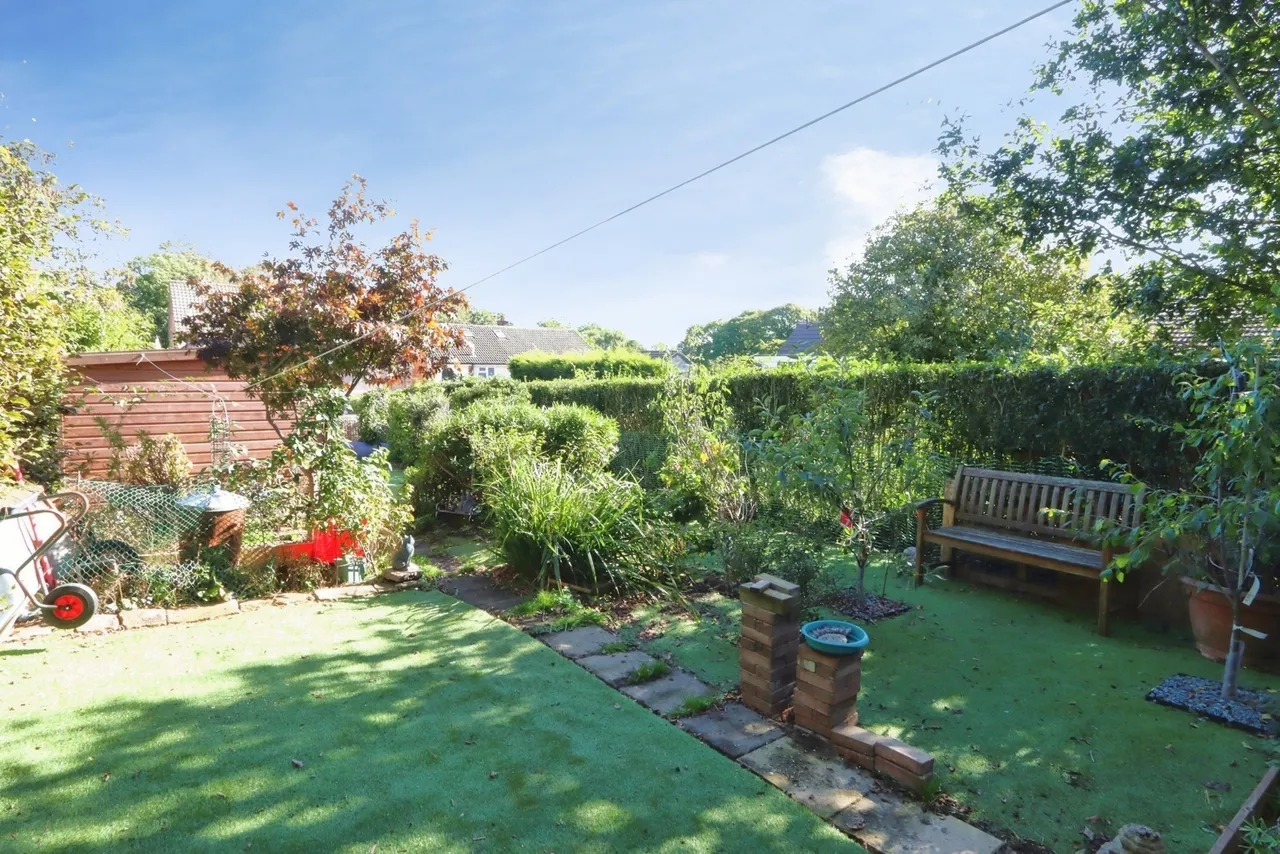 School Lane, Norton, S8, photo 16
