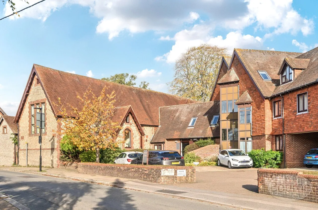 Hylton Road, Petersfield, GU32, photo 13