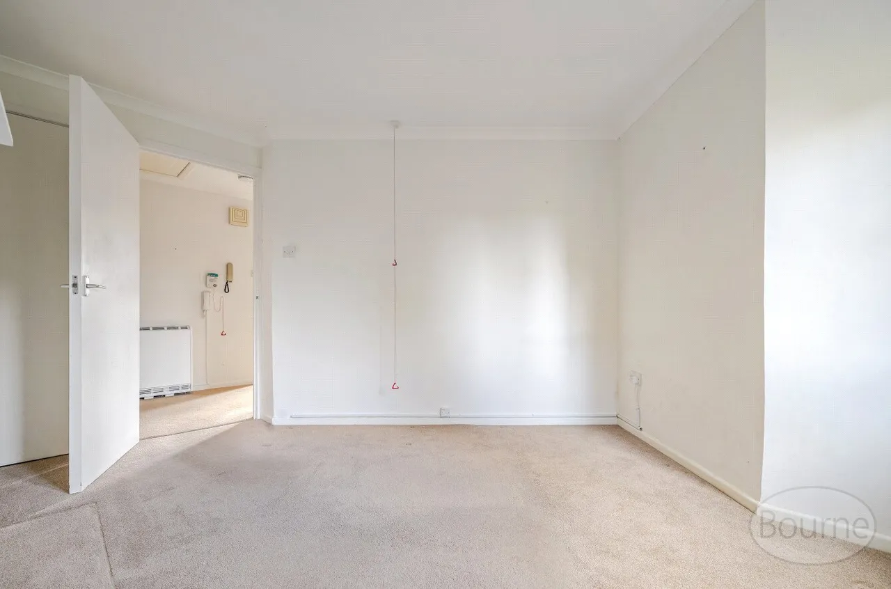 Hylton Road, Petersfield, GU32, photo 8