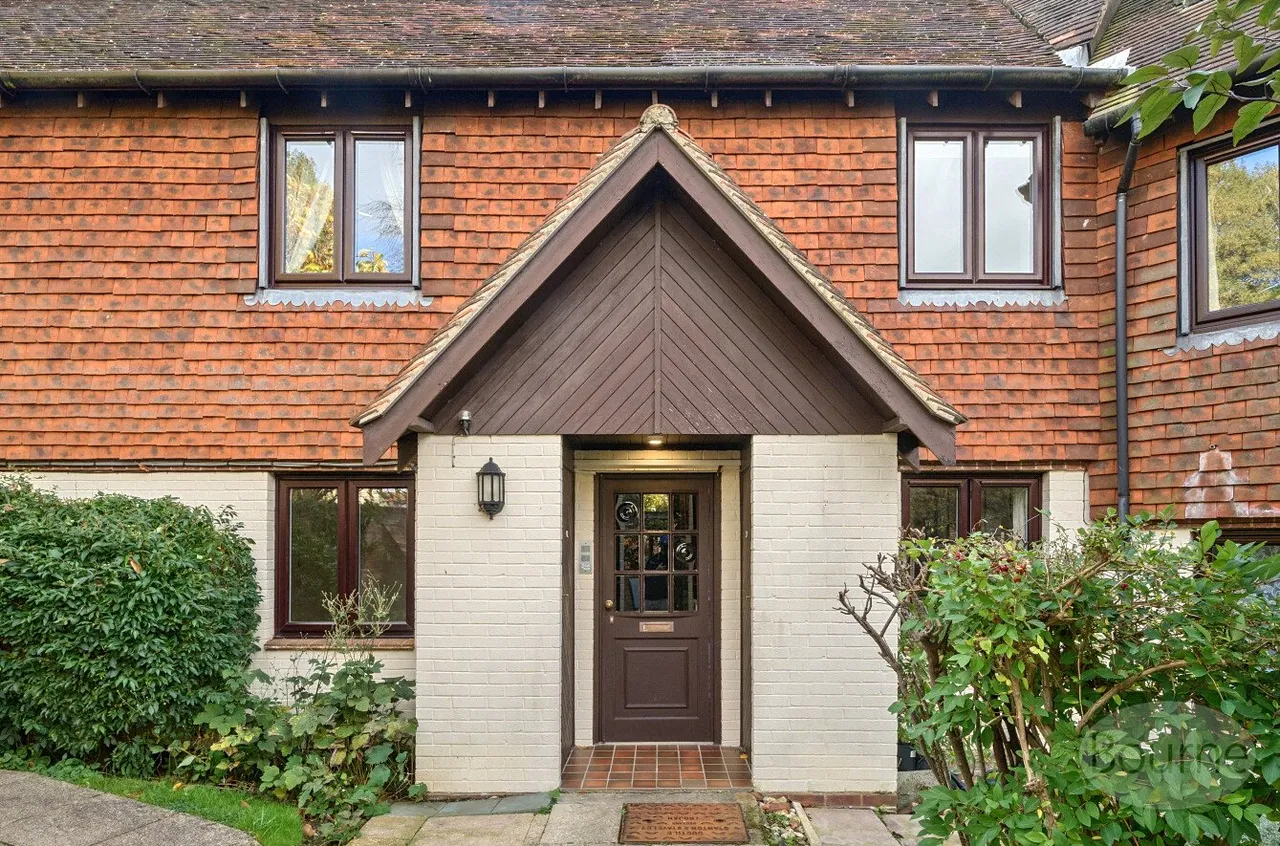 Hylton Road, Petersfield, GU32, photo 19