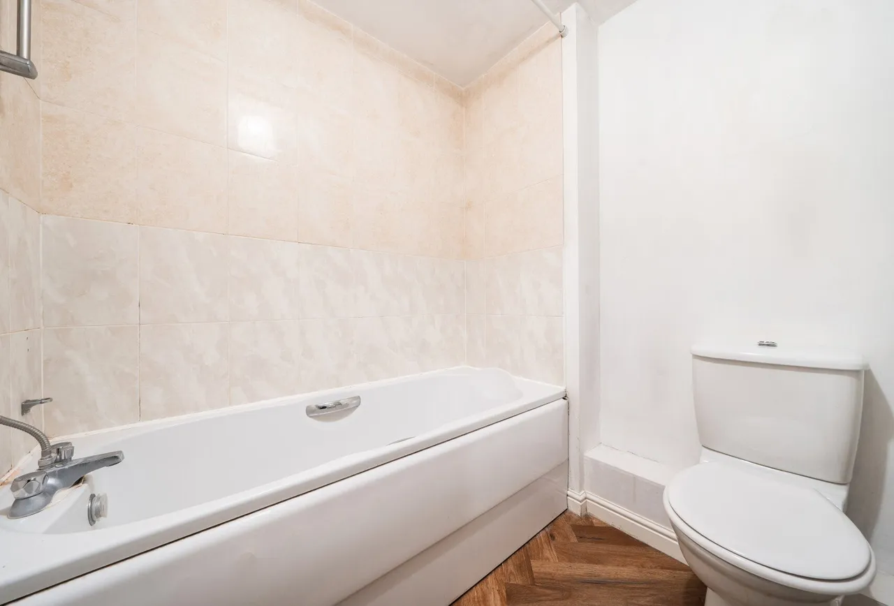 Highwood Drive, Gloucestershire, Nailsworth, GL6 0BJ, photo 15