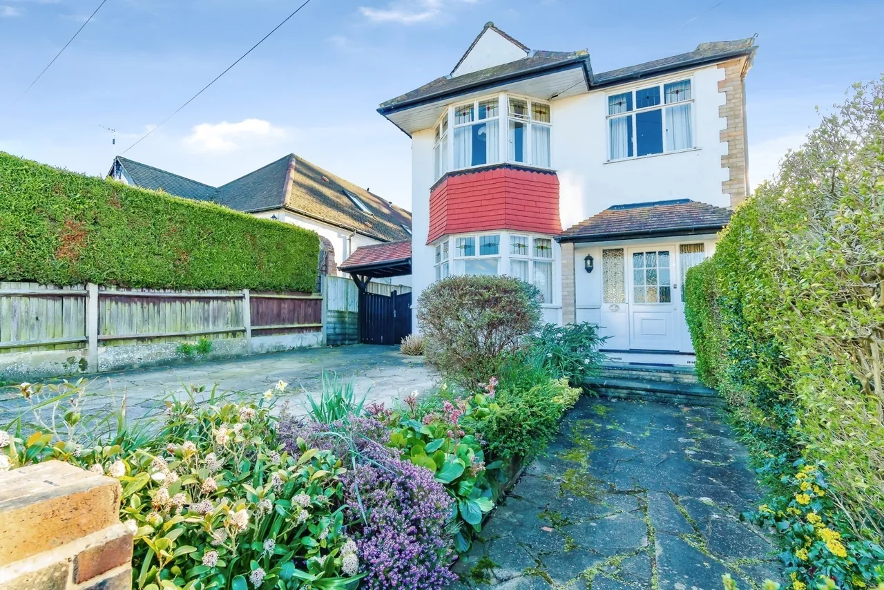 3 bed house for sale — York Road, South Croydon, CR2