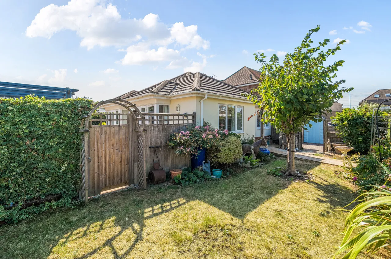 Elm Park, Ferring, BN12, photo 10