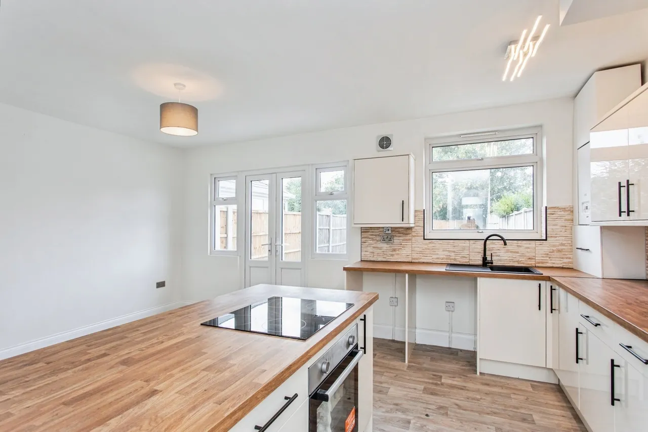 Walsingham Road, Southend-on-Sea, Essex, SS2, photo 10