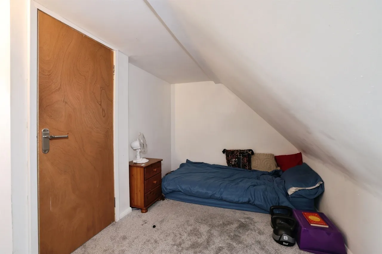 North End, Calne, SN11, photo 18