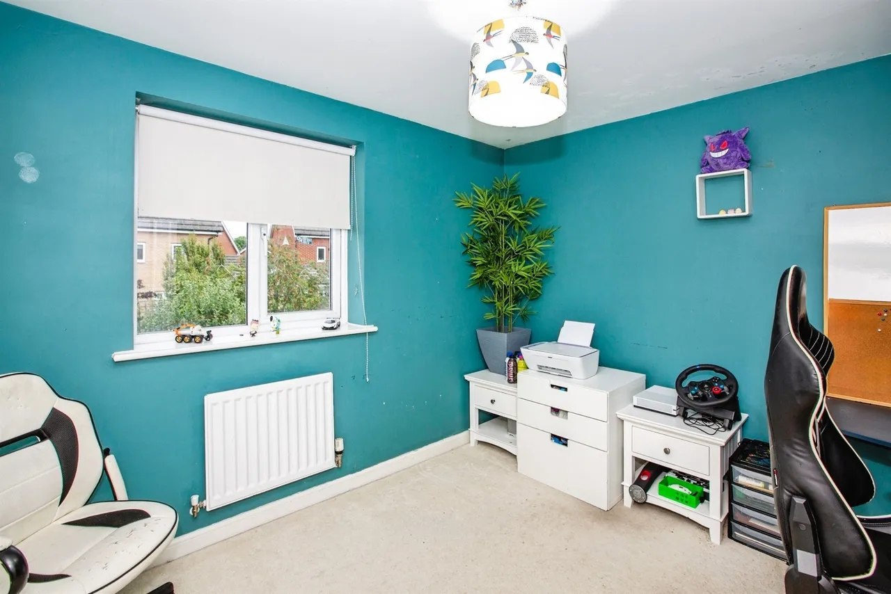 Lancaster Gate, Upper Cambourne, CB23, photo 12