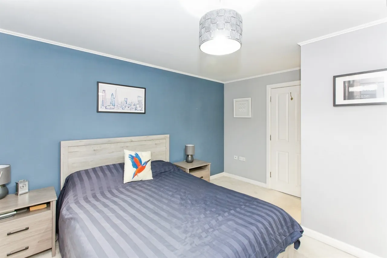 Lancaster Gate, Upper Cambourne, CB23, photo 15