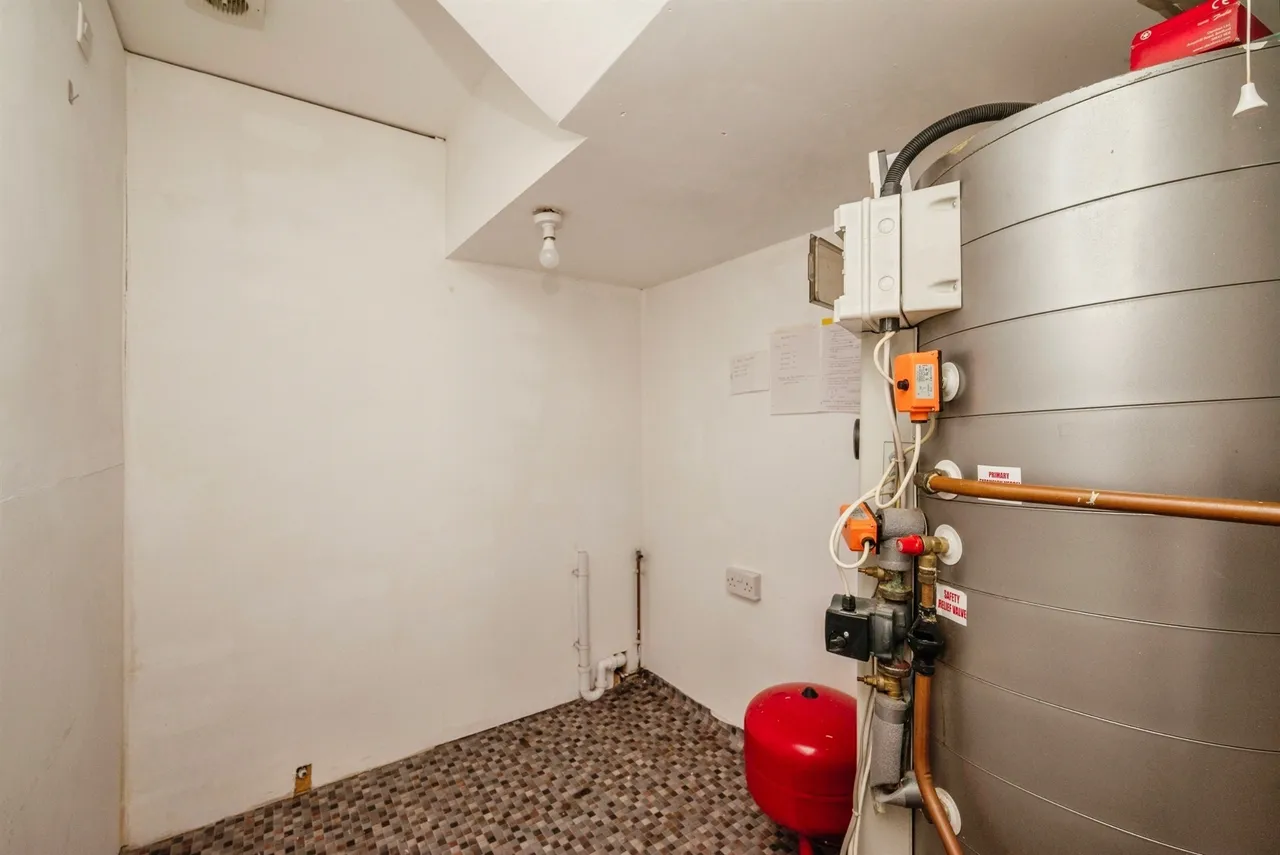 Norfolk Square, Great Yarmouth, photo 7