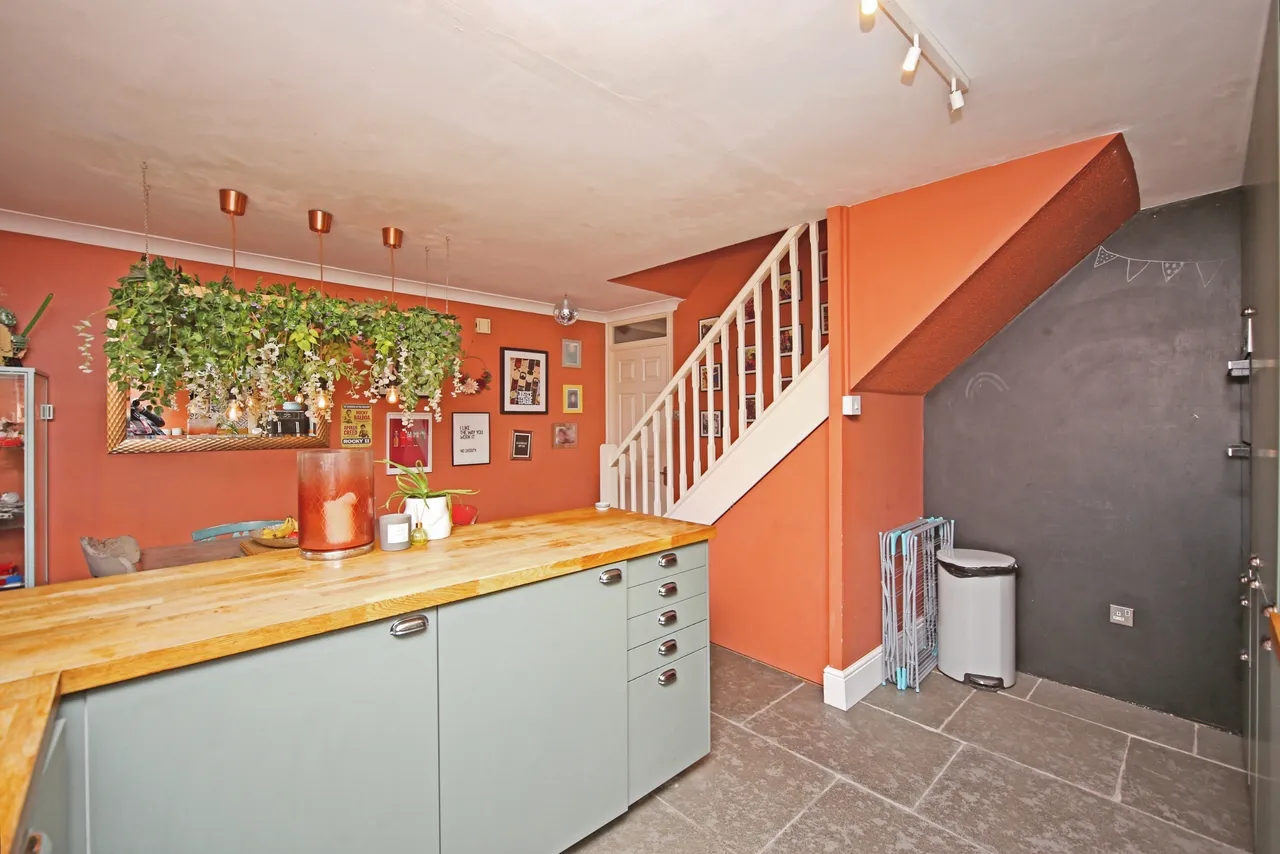 The Holloway, Droitwich, WR9, photo 8